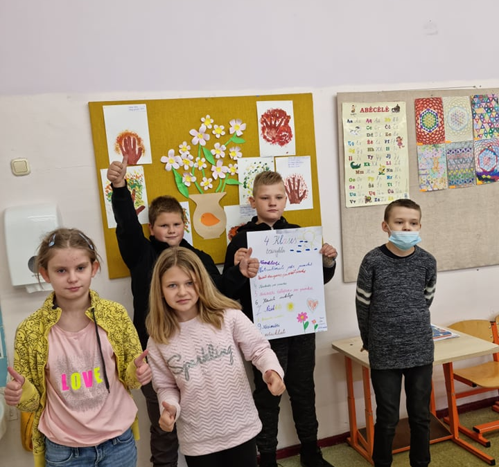 INTEGRUOTOJE PASAULIO PAŽINIMO PAMOKA 4 KL.